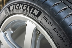 MICHELIN PS4